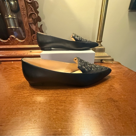 Nine West Black Leather Loafers with Cutout Detail Size 7 - Picture 5 of 9